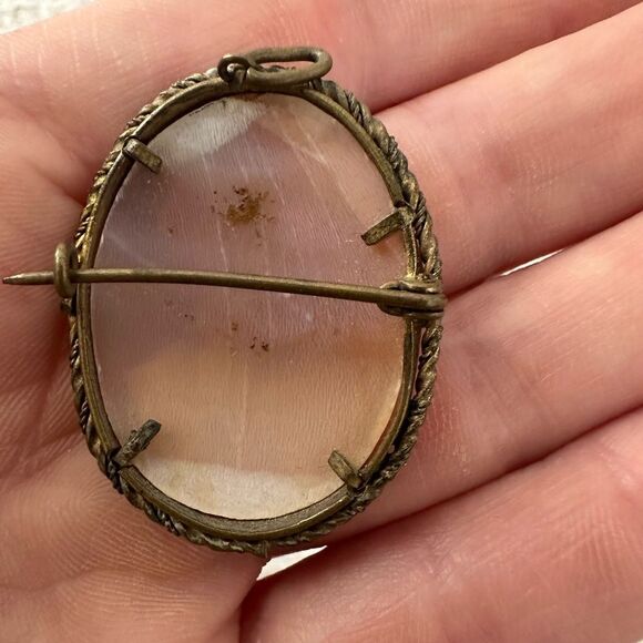 Antique Handcarved Genuine Shell Cameo Brooch Or Pendant - Picture 4 of 8